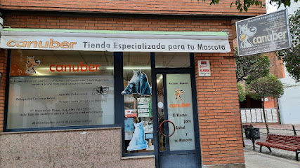 Canuber | Adiestradores de perros en Valladolid