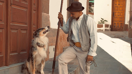 Pablo de Rada | Adiestradores de perros en Tres Cruces