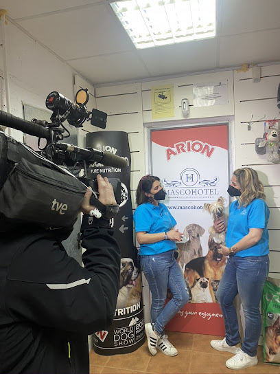 MascoHotel | Guardería para perros en La Serna del Monte