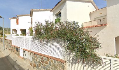 QIDOG | Adiestradores de perros en Arenys de Mar